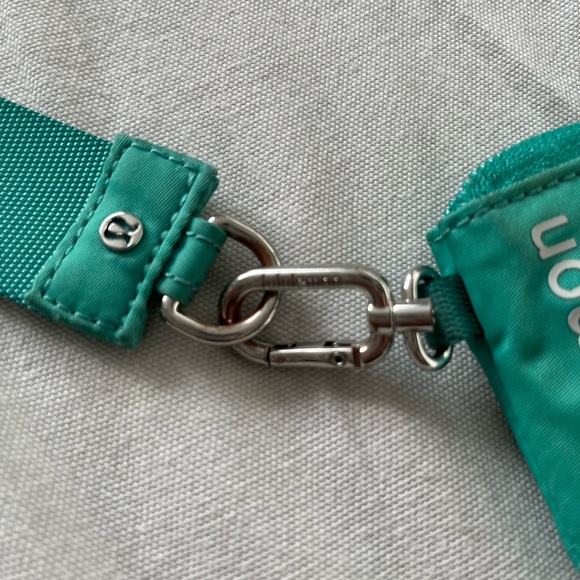 Lululemon athletica Wristlet coin purse Teal Accessory Strap - Picture 7 of 10